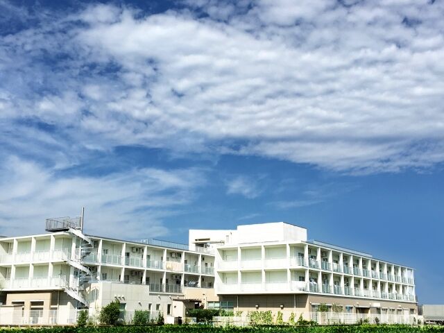 【その塗装、見た目だけの工事ではありません】保育園・介護施設・学校の生活環境を整える外壁塗装